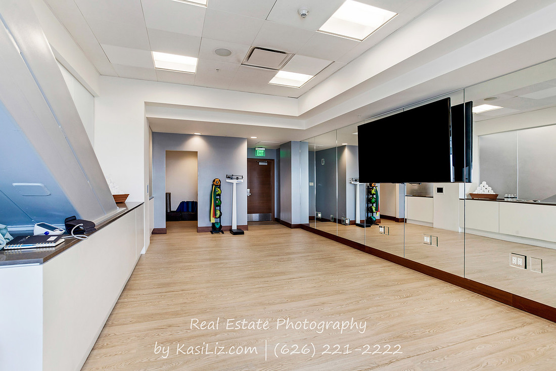 Real Estate Photography | 900 W Olympic Blvd 34E-Los Angeles | Kasi Liz Real Estate Photographer
