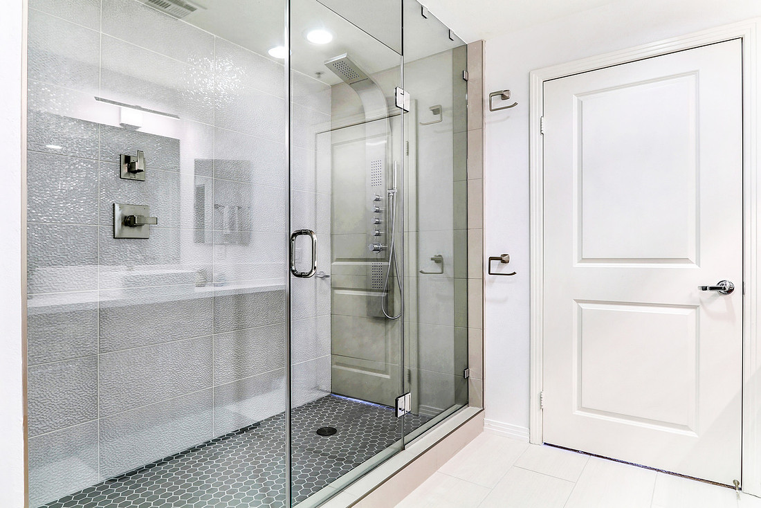 Real Estate Photography | 931 E Walnut Street 413-Pasadena-91106 | Kasi Liz The Real Estate Photographer