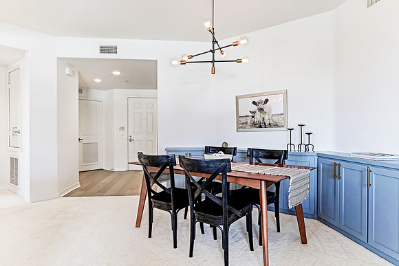 Real Estate Photography | 931 E Walnut Street 413-Pasadena-91106 | Kasi Liz The Real Estate Photographer