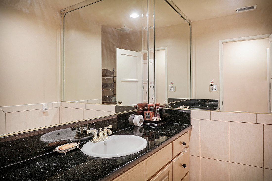 Real Estate Photography | 535 S Lotus Ave-Pasadena-91107 | Kasi LIz The Real Estate Photographer
