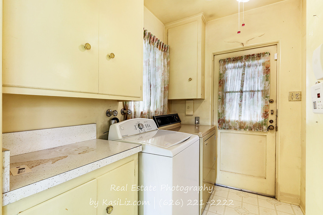 Real Estate Photography | 705 E Stocker Street-Glendale | Kasi Liz The Real Estate Photographer