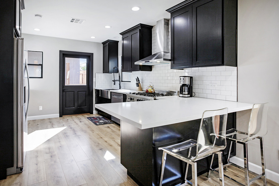 Real Estate Photography | 708 Indiana Ave-Venice-90291 | Kasi Liz The Real Estate Photographer