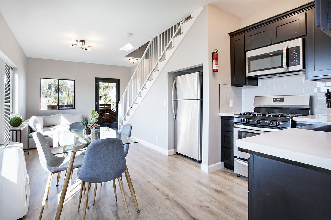 Real Estate Photography | 708 Indiana Ave-Venice-90291 | Kasi Liz The Real Estate Photographer