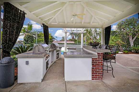 Real Estate Photography | 711 N Banna Ave-Glendora | Kasi Liz The real Estate Photographer