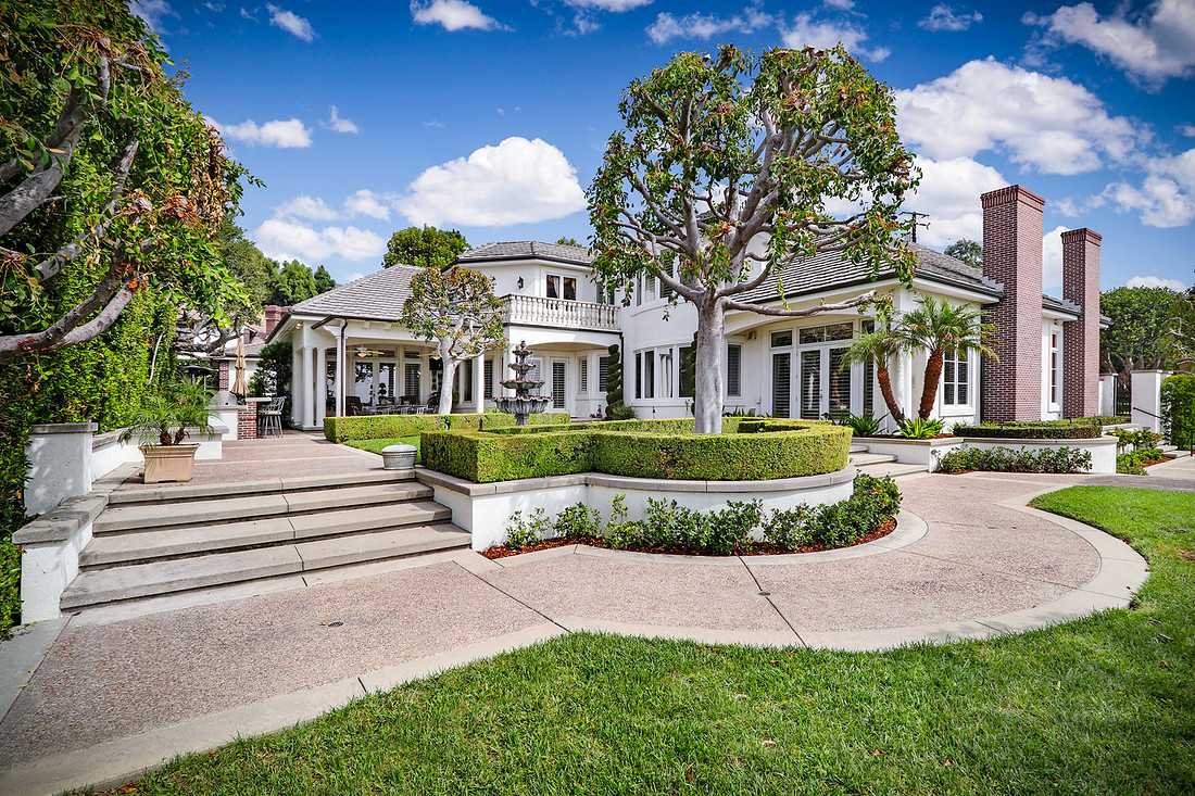 Real Estate Photography | 711 N Banna Ave-Glendora | Kasi Liz The real Estate Photographer