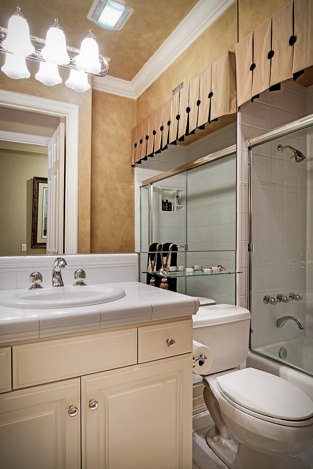 Real Estate Photography | 711 N Banna Ave-Glendora | Kasi Liz The real Estate Photographer