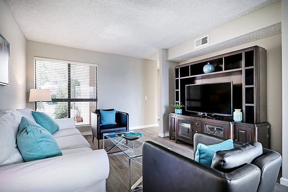 Real Estate Photography | 786 Portola Terrace-LA 90042 | Kasi Liz The Real Estate Photographer