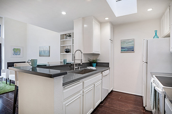 Real Estate Photography | 898 Temple Terrace 325-Los Angeles-90042 | Kasi Liz The Real Estate Photographer