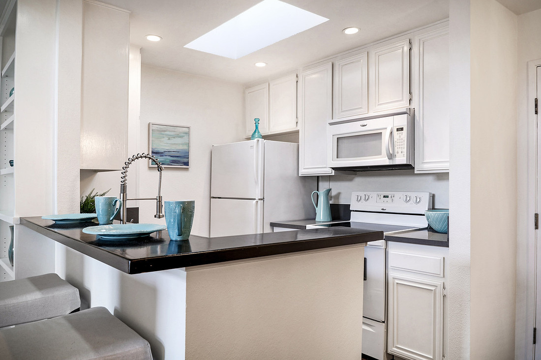 Real Estate Photography | 898 Temple Terrace 325-Los Angeles-90042 | Kasi Liz The Real Estate Photographer