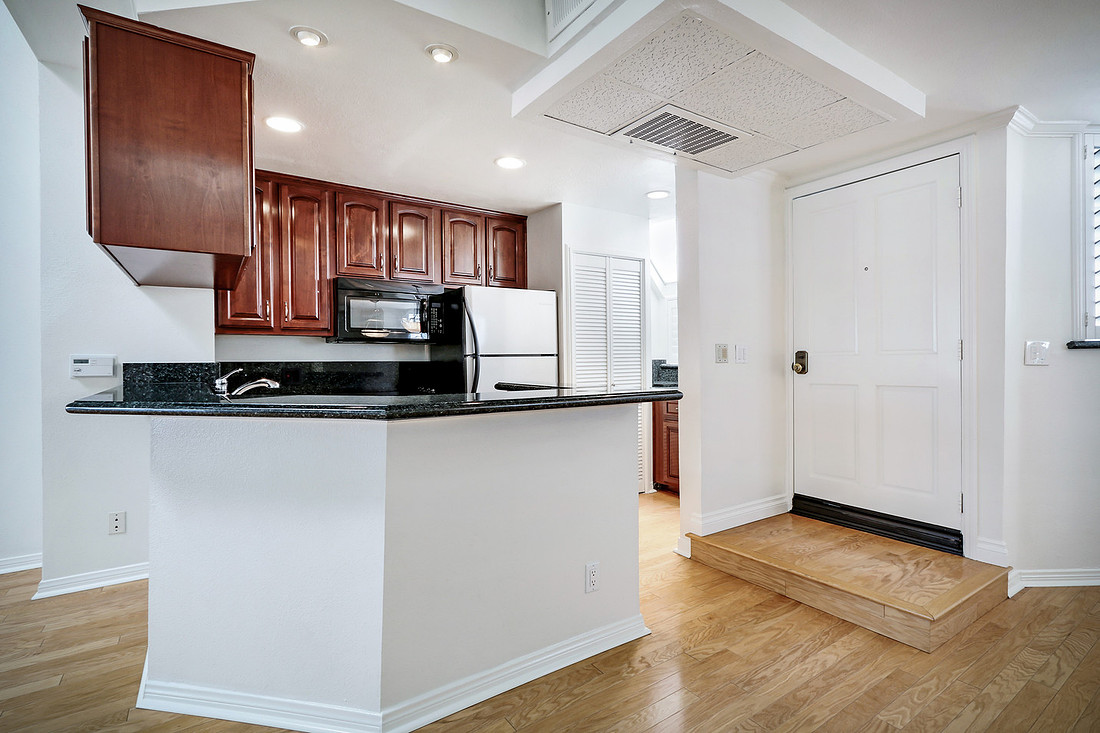 Real Estate Photography | 1097 Blanche Street 308-Pasadena | Kasi Liz The Real Estate Photographer