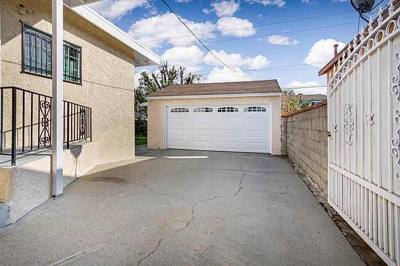 Real Estate Photography | 1112 S El Molino Street-Alhambra-91801 | Kasi Liz Real Estate Photographer