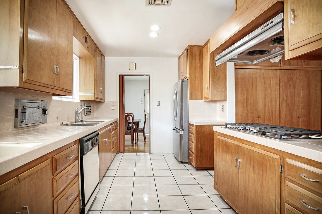 Real Estate Photography | 1112 S El Molino Street-Alhambra-91801 | Kasi Liz Real Estate Photographer