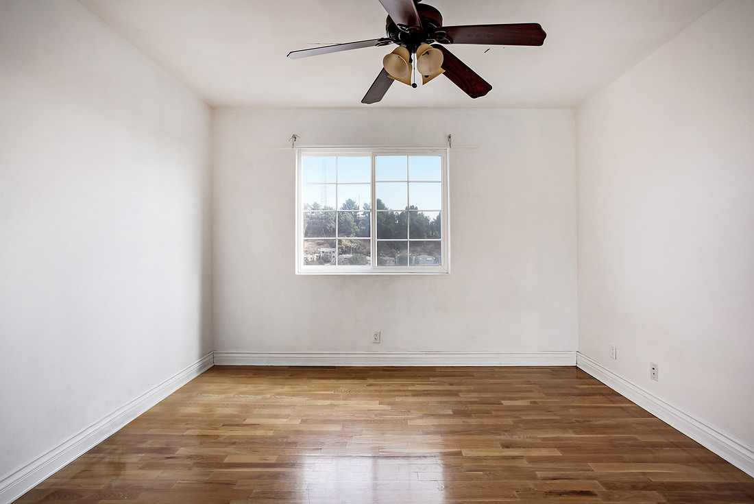 Real Estate Photography | 1226 N Bonnie Beach Pl-LA 90023 | Kasi Liz The Real Estate Photographer