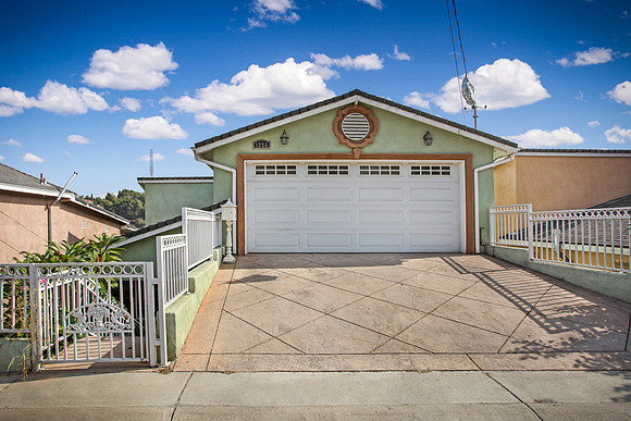 Real Estate Photography | 1226 N Bonnie Beach Pl-LA 90023 | Kasi Liz The Real Estate Photographer