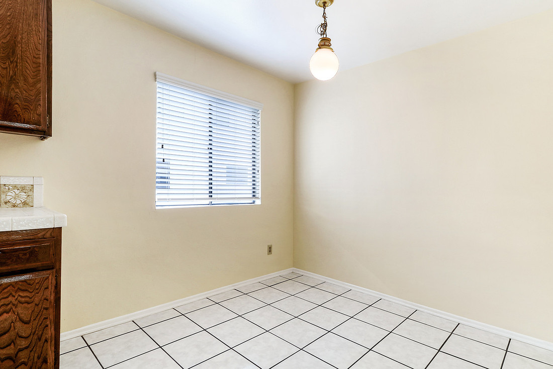 Real Estate Photography | 2450 E Del Mar Blvd 29-Pasadena 91107 | Kasi Liz The Real Estate Photographer
