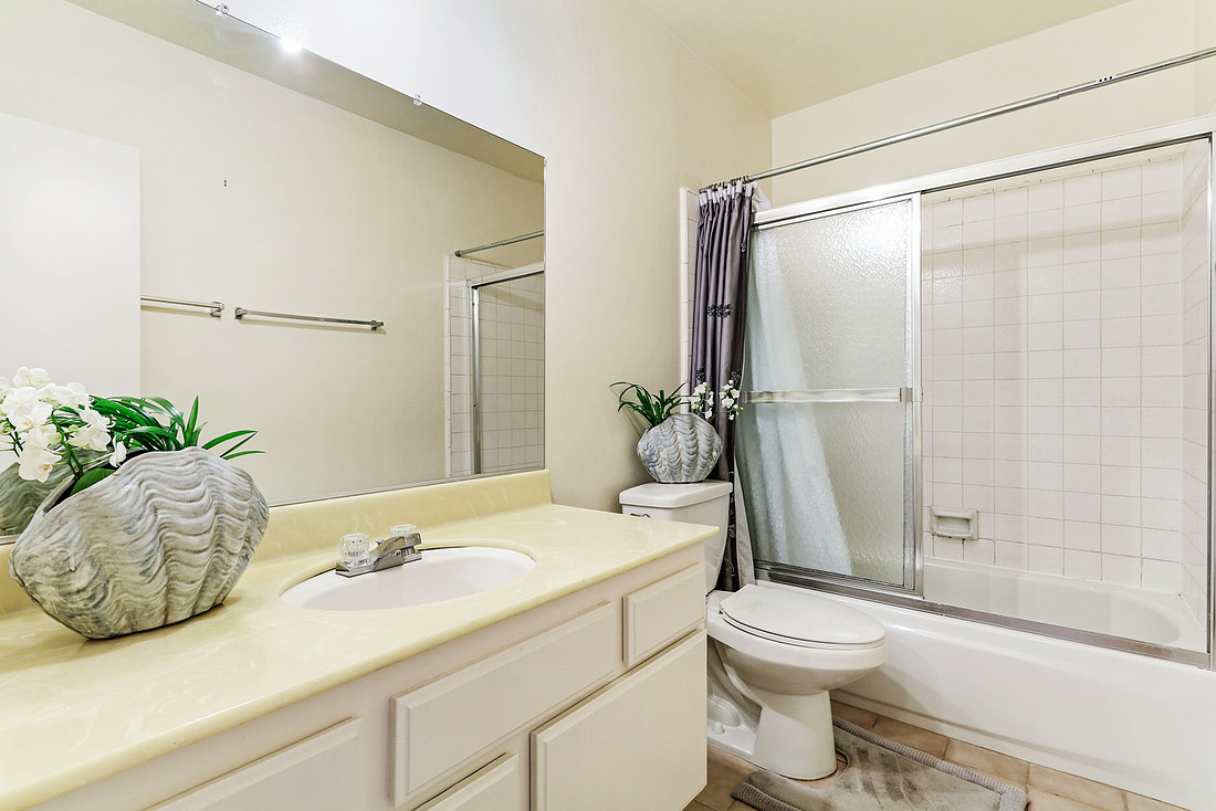 Real Estate Photography | 2450 E Del Mar Blvd 29-Pasadena 91107 | Kasi Liz The Real Estate Photographer