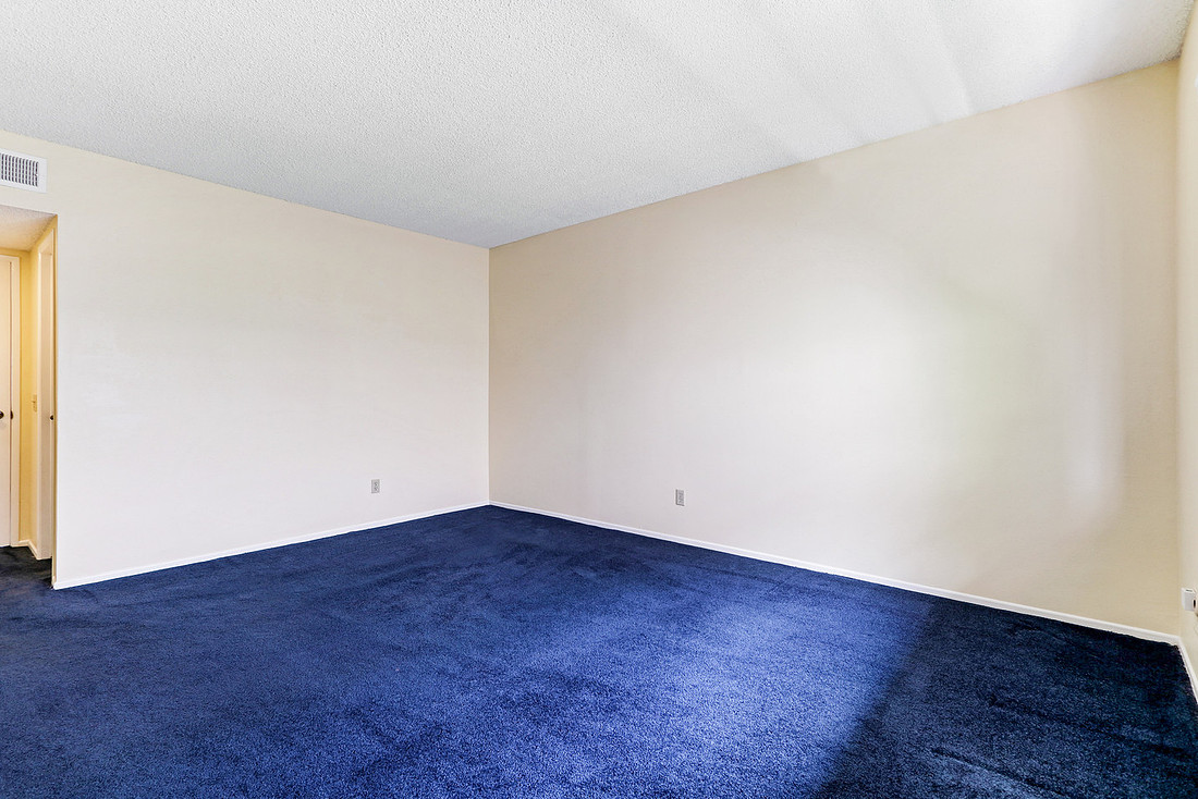 Real Estate Photography | 2450 E Del Mar Blvd 29-Pasadena 91107 | Kasi Liz The Real Estate Photographer