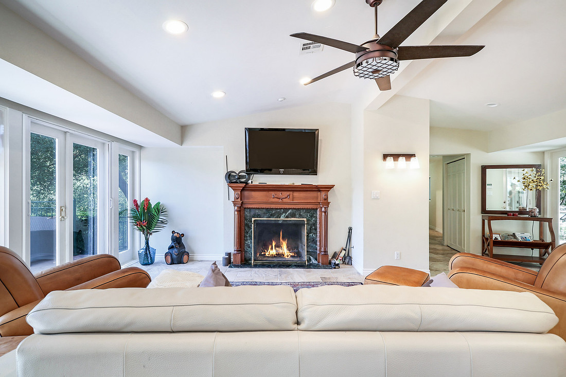 Real Estate Photographer | 4069 Hampstead Rd-La Canada Flintridge-91011 | Kasi Liz Real Estate Photography