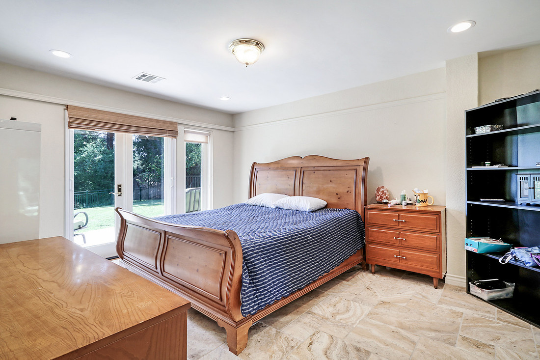 Real Estate Photographer | 4069 Hampstead Rd-La Canada Flintridge-91011 | Kasi Liz Real Estate Photography
