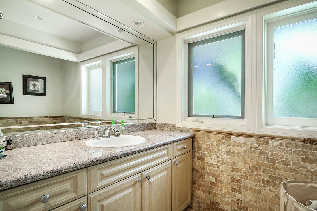 Real Estate Photographer | 4069 Hampstead Rd-La Canada Flintridge-91011 | Kasi Liz Real Estate Photography