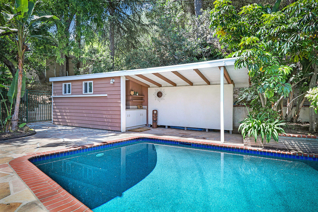 Real Estate Photographer | 4069 Hampstead Rd-La Canada Flintridge-91011 | Kasi Liz Real Estate Photography