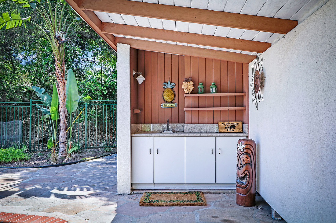 Real Estate Photographer | 4069 Hampstead Rd-La Canada Flintridge-91011 | Kasi Liz Real Estate Photography
