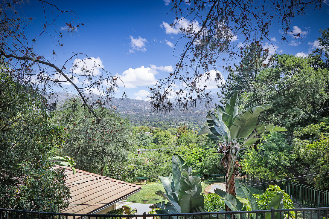 Real Estate Photographer | 4069 Hampstead Rd-La Canada Flintridge-91011 | Kasi Liz Real Estate Photography