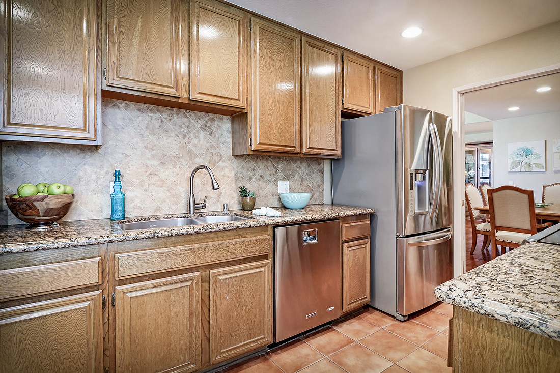 Real Estate Photography | 4080 Via Marisol 327-Los Angeles | Kasi Liz The Real Estate Photographer