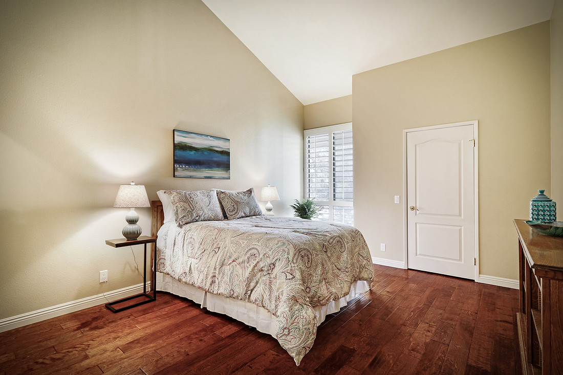 Real Estate Photography | 4080 Via Marisol 327-Los Angeles | Kasi Liz The Real Estate Photographer