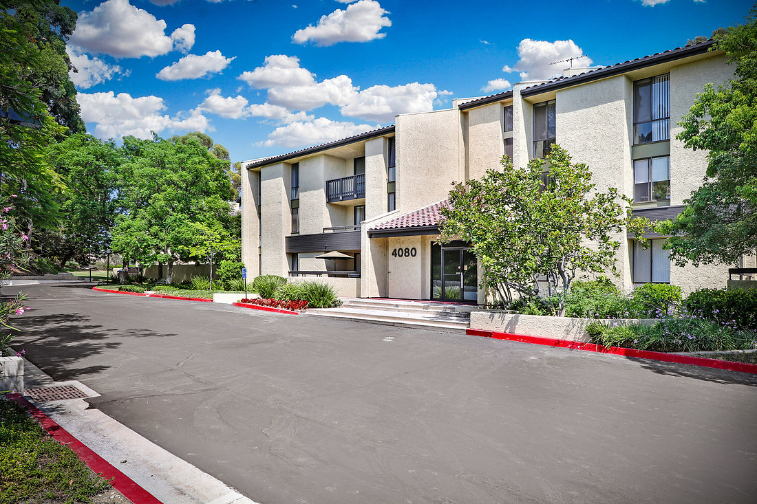 Real Estate Photography | 4080 Via Marisol 327-Los Angeles | Kasi Liz The Real Estate Photographer