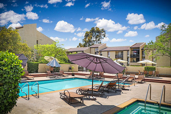 Real Estate Photography | 4080 Via Marisol 327-Los Angeles | Kasi Liz The Real Estate Photographer