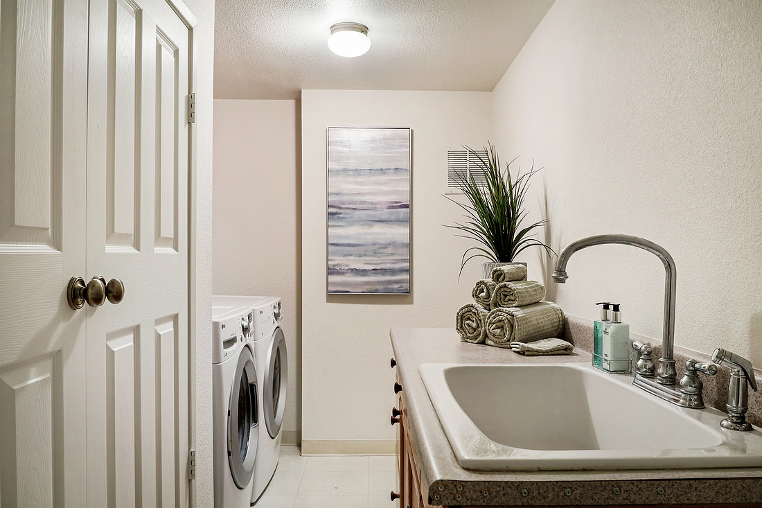 Real Estate Photography | 4225 Via Arbolada 593-Los Angeles | Kasi Liz The Real Estate Photographer