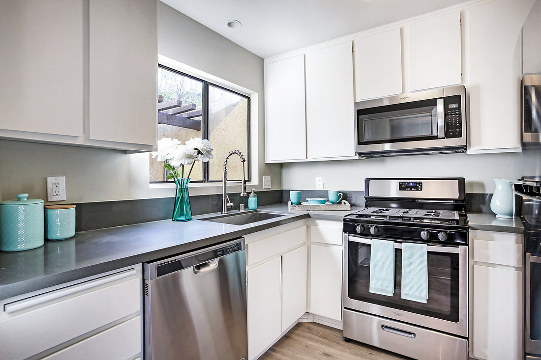 Real Estate Photography | 4840 Via Colina-LA 90042 | Kasi Liz The Real Estate Photographer