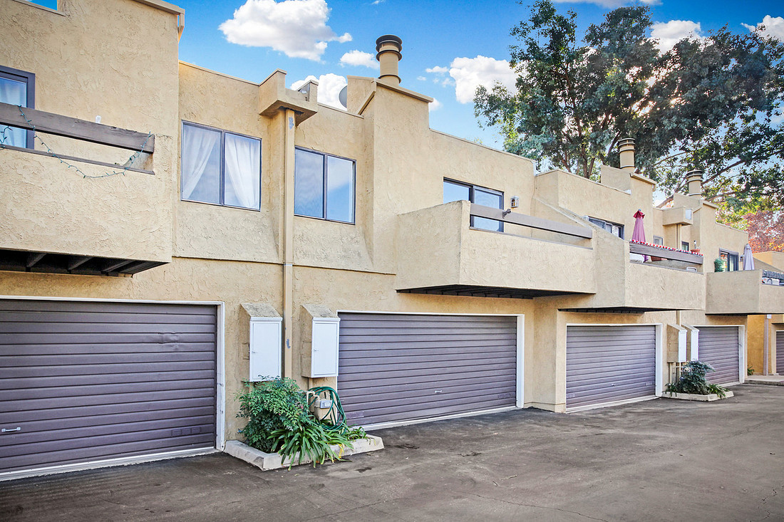 Real Estate Photography | 4840 Via Colina-LA 90042 | Kasi Liz The Real Estate Photographer