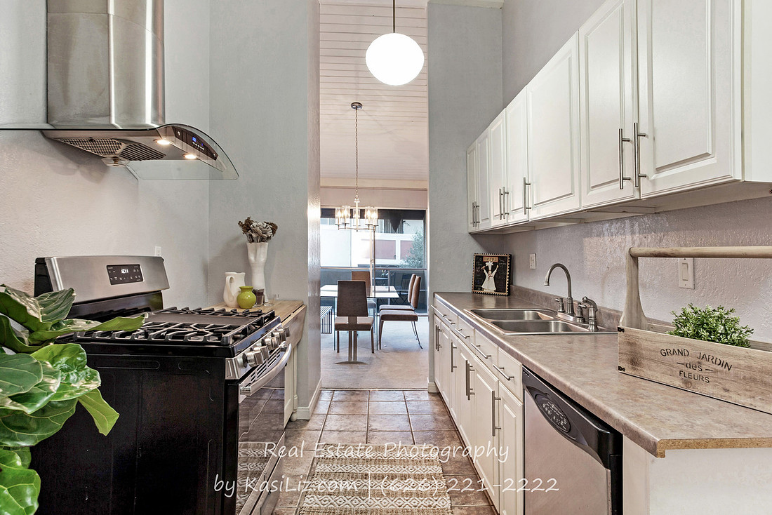 Real Estate Photography | 6435 Green Valley Circle 312-Culver City | Kasi Liz The Real Estate Photographer