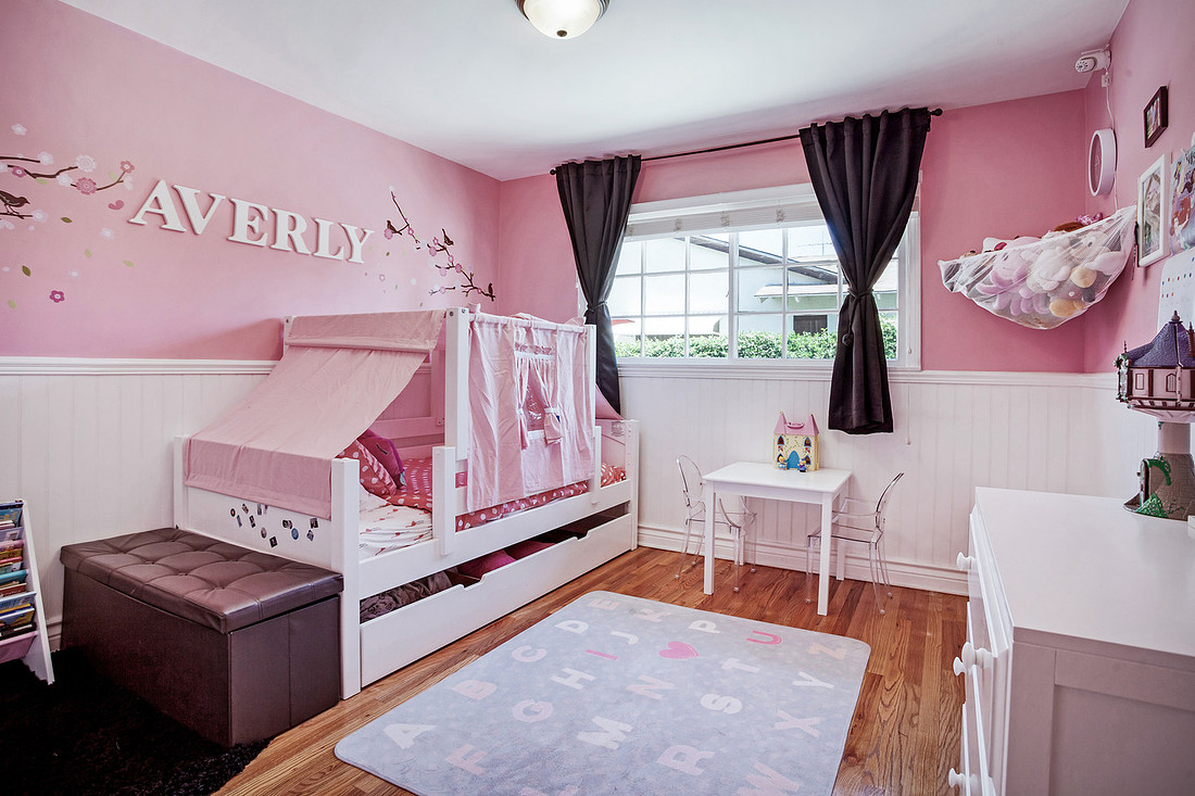 Real Estate Photography  | 7631 Capistrano Ave-Canoga Park-91304 | Kasi Liz The Real Estate Photographer