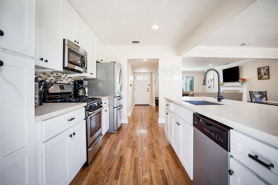 Real Estate Photography  | 7631 Capistrano Ave-Canoga Park-91304 | Kasi Liz The Real Estate Photographer