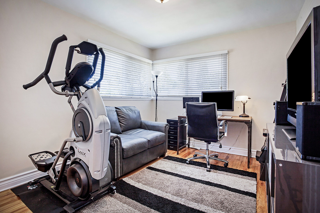Real Estate Photography  | 7631 Capistrano Ave-Canoga Park-91304 | Kasi Liz The Real Estate Photographer