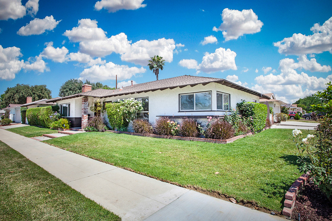 Real Estate Photography  | 7631 Capistrano Ave-Canoga Park-91304 | Kasi Liz The Real Estate Photographer