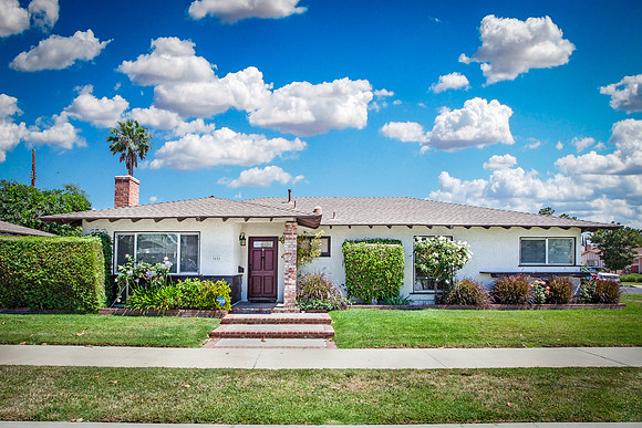 Real Estate Photography  | 7631 Capistrano Ave-Canoga Park-91304 | Kasi Liz The Real Estate Photographer