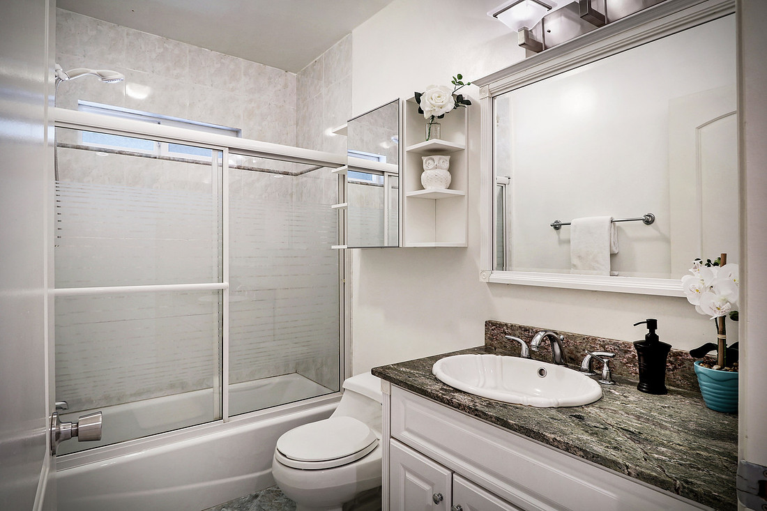 Real Estate Photography | 10034 Marnice Ave-Tujunga | Kasi Liz The Real Estate Photographer