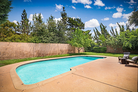 Real Estate Photography | 10034 Marnice Ave-Tujunga | Kasi Liz The Real Estate Photographer
