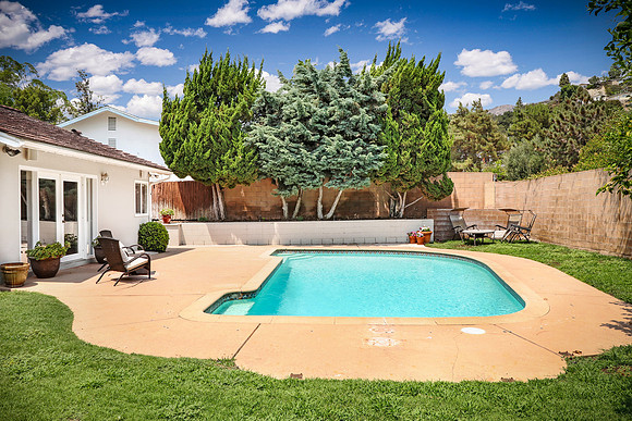 Real Estate Photography | 10034 Marnice Ave-Tujunga | Kasi Liz The Real Estate Photographer