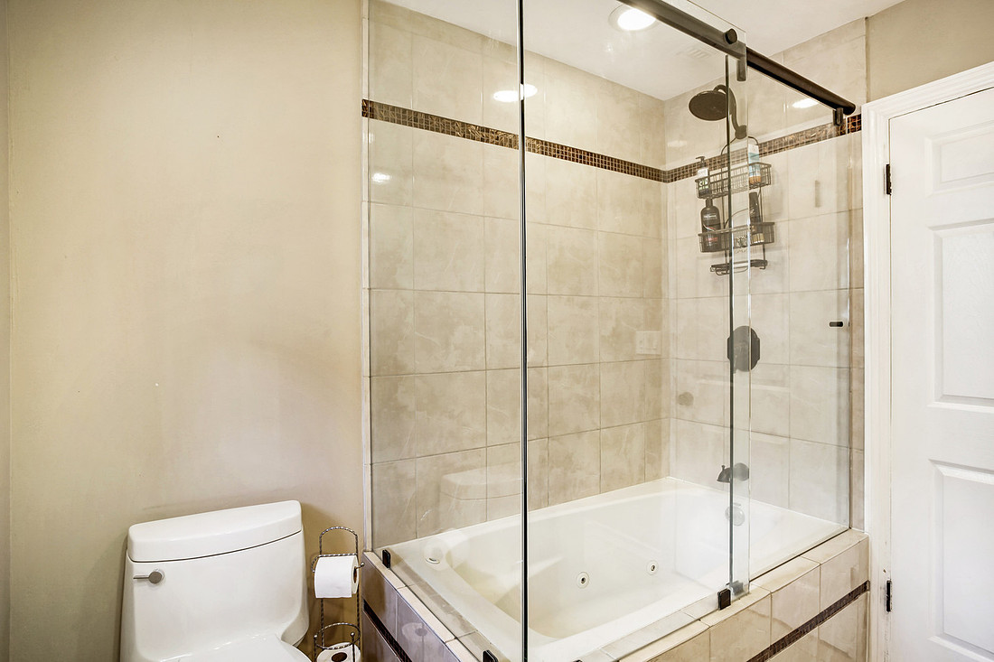Real Estate Photography | 10916 Scoville Ave-Sunland 91040 | Kasi Liz The Real Estate Photographer