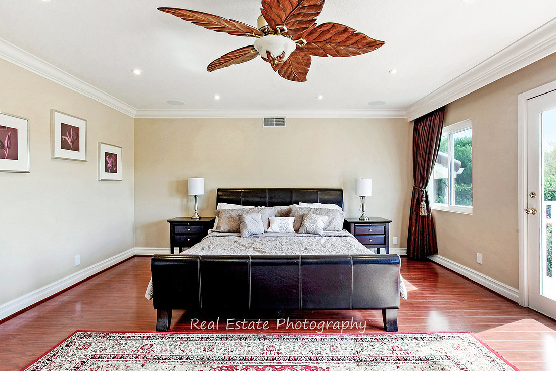 Real Estate Photographer | 24516 Indian Hill Ln-West Hills | Kasi Liz The Real Estate Photographer