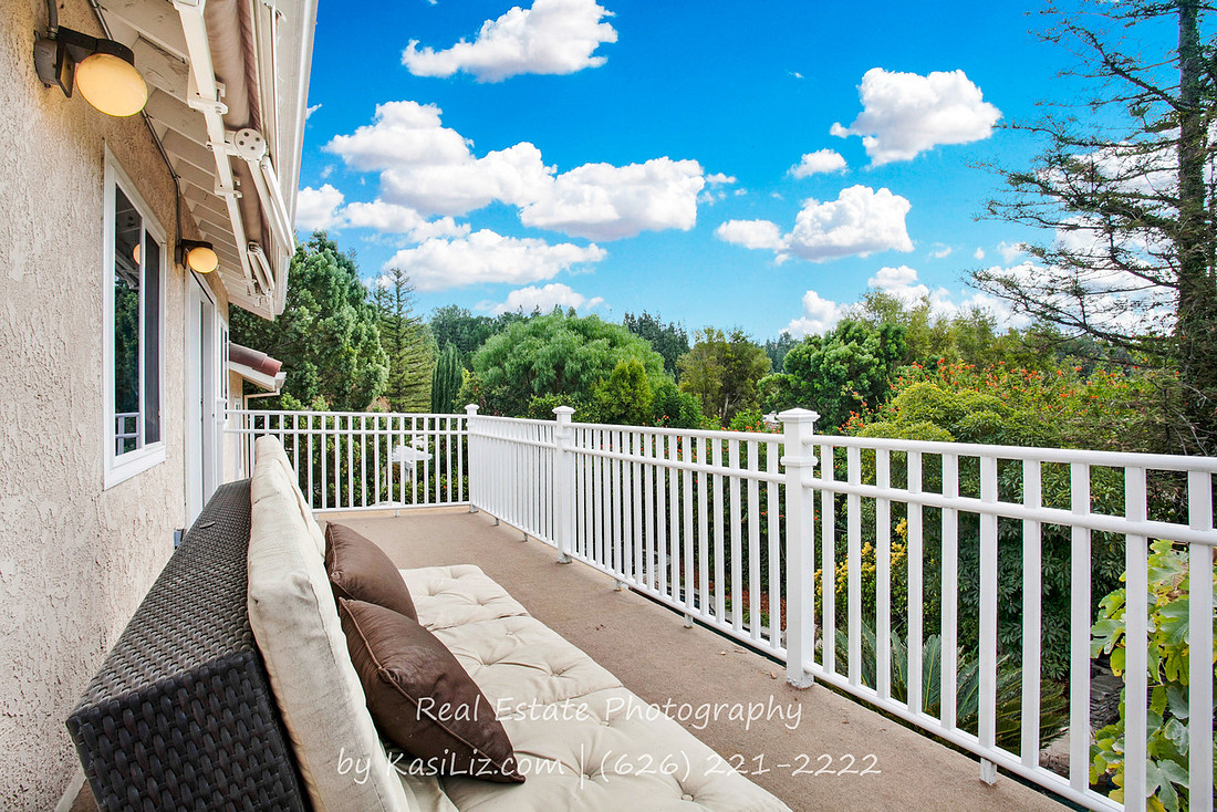 Real Estate Photographer | 24516 Indian Hill Ln-West Hills | Kasi Liz The Real Estate Photographer