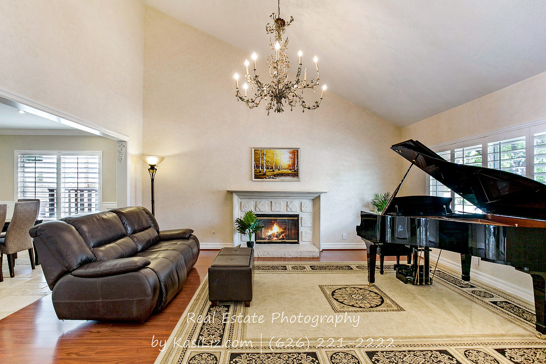 Real Estate Photography | 24516 Indian Hill Ln-West Hills | Kasi Liz The Real Estate Photographer
