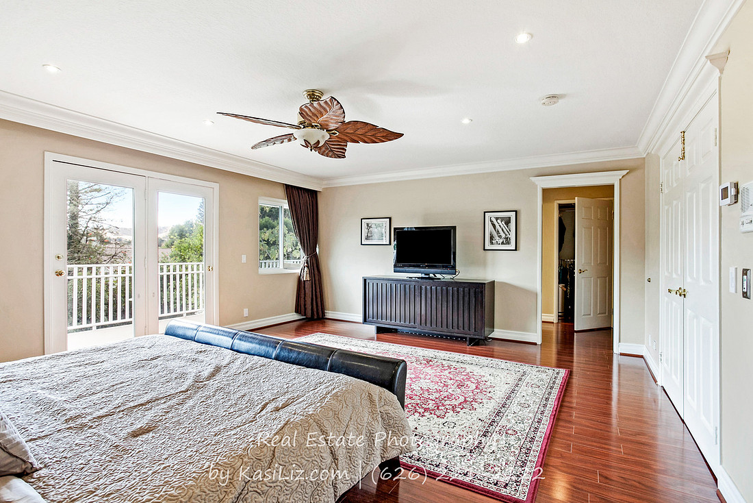 Real Estate Photography | 24516 Indian Hill Ln-West Hills | Kasi Liz The Real Estate Photographer