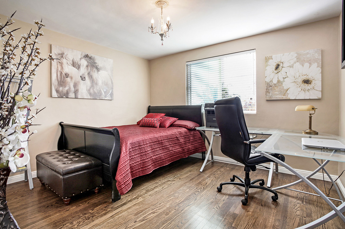 Real Estate Photography | 10916 Scoville Ave-Sunland 91040 | Kasi Liz The Real estate Photographer