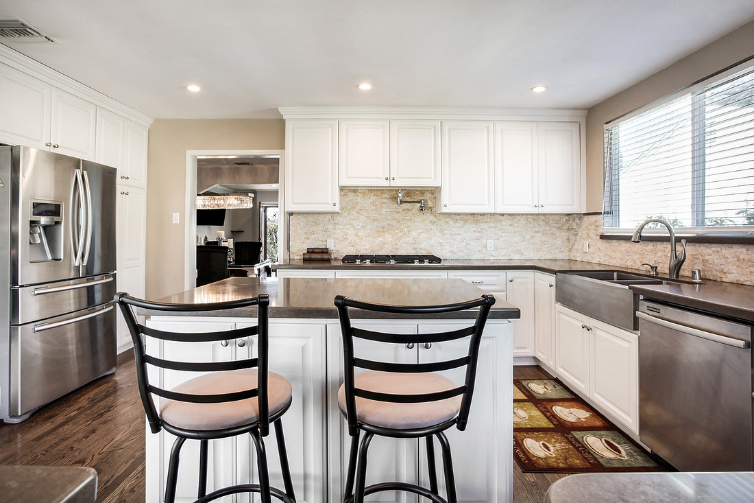 Real Estate Photography | 10916 Scoville Ave-Sunland 91040 | Kasi Liz The Real estate Photographer